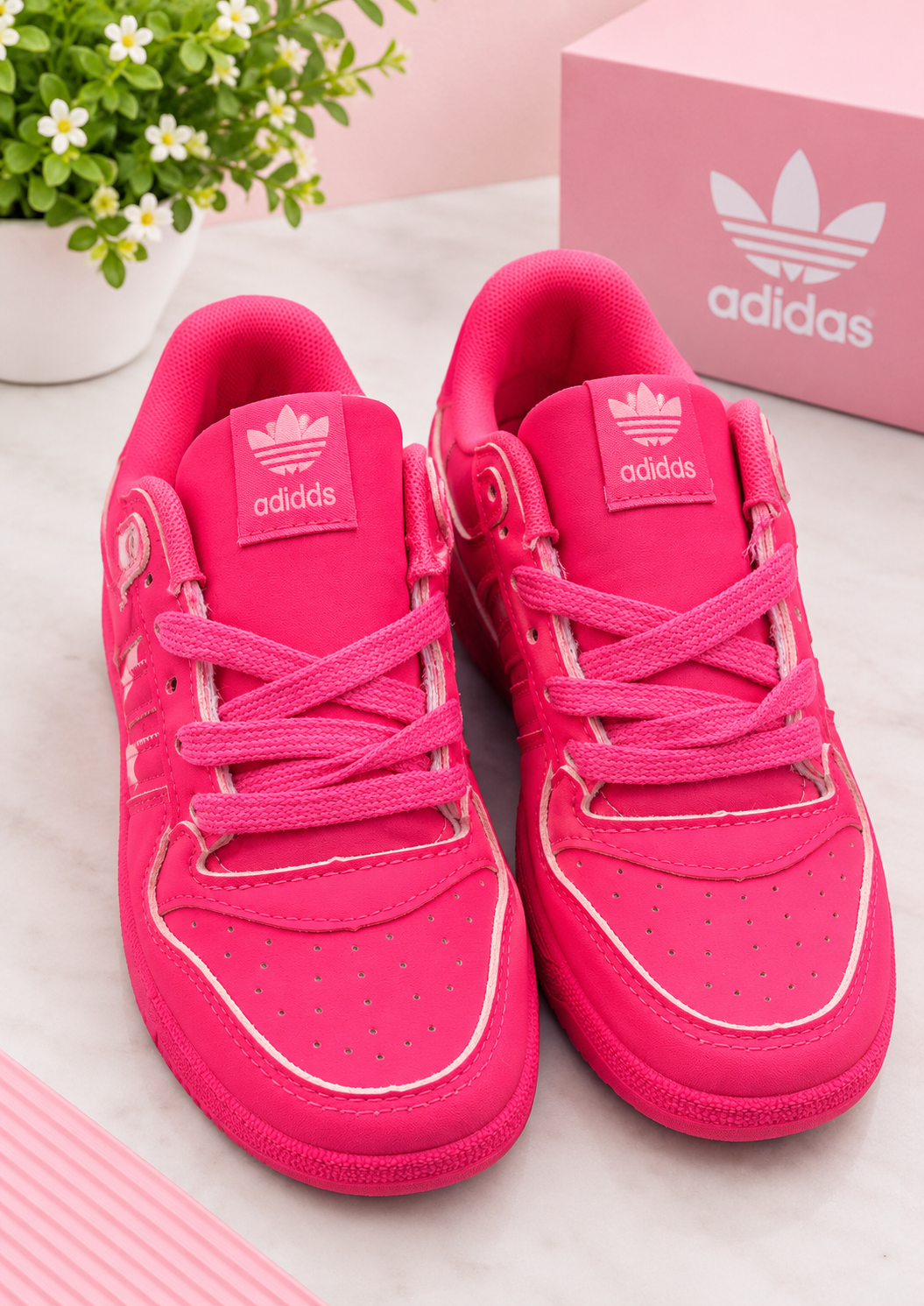 Classic Lace-Up Casual Sneakers
